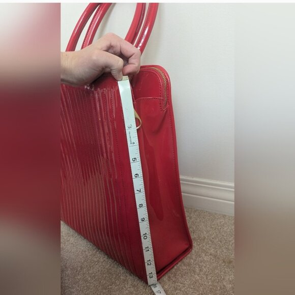 Ted Baker Red Patent Large Bag/Tote - Picture 8 of 9